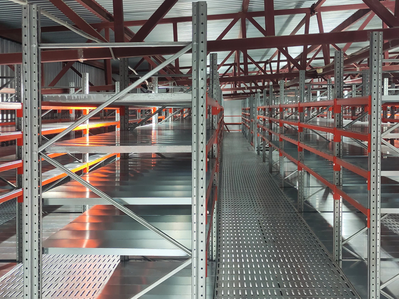 Второй этап мезонина в Химках